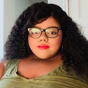 Meet your Posher, Jasmine